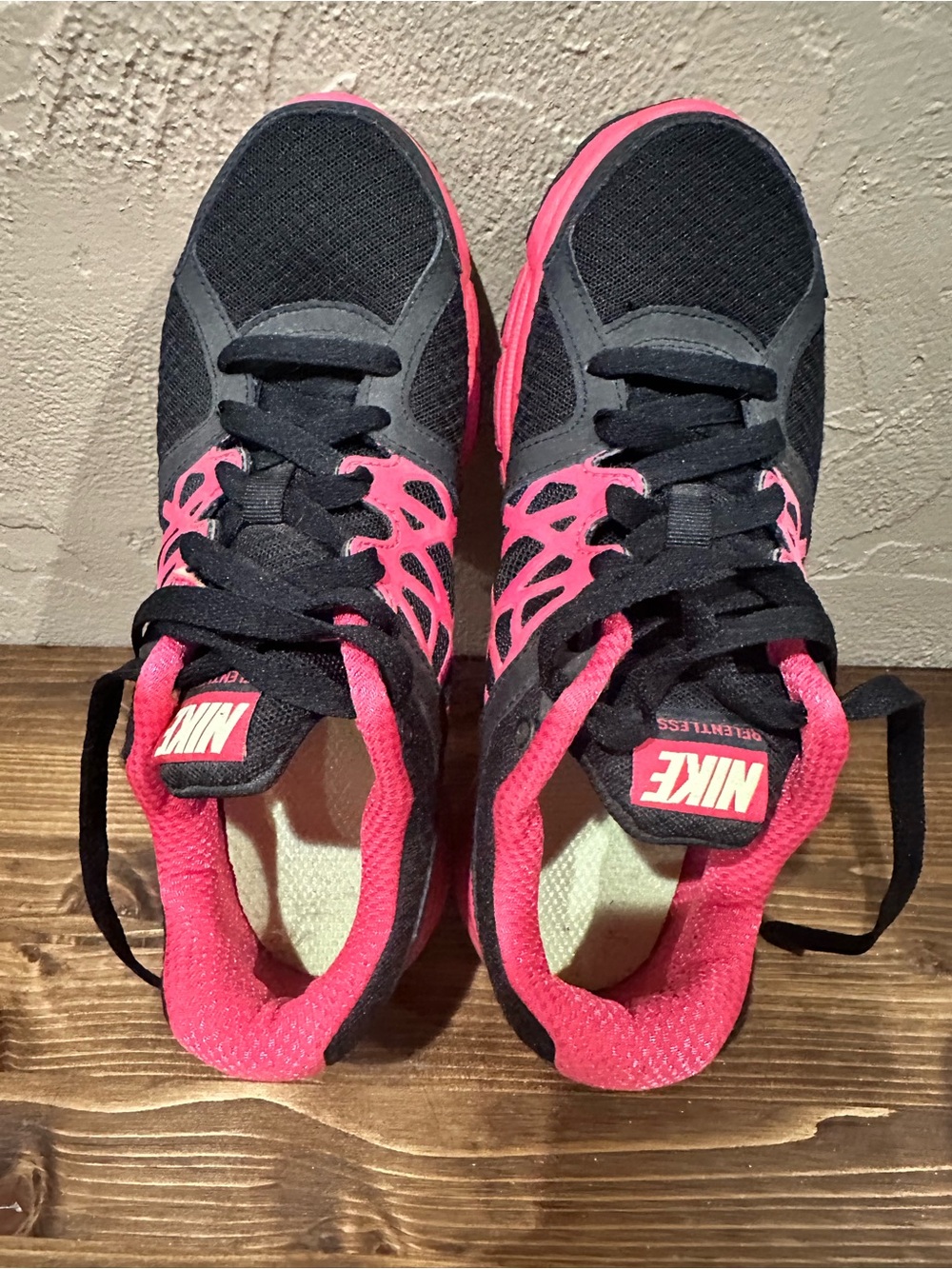 Nike Women's Black and Hot Pink Relentless Running Shoes (only worn twice) - Picture 2 of 4
